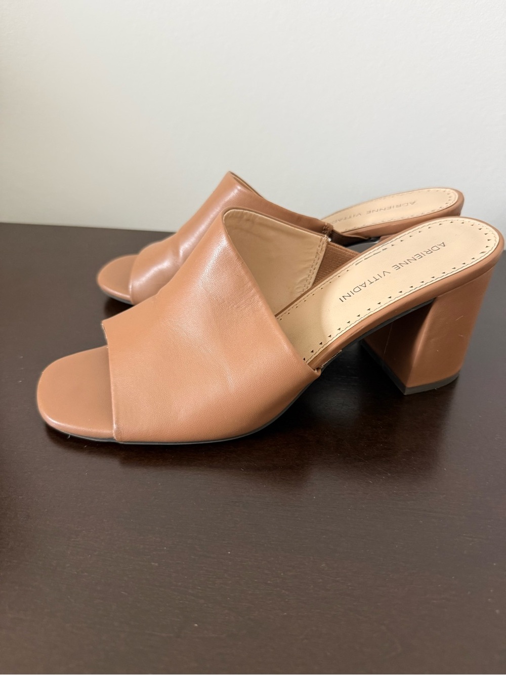 Adrienne Vittadini Camel/Tan Slide Mules size 9 - Picture 3 of 10